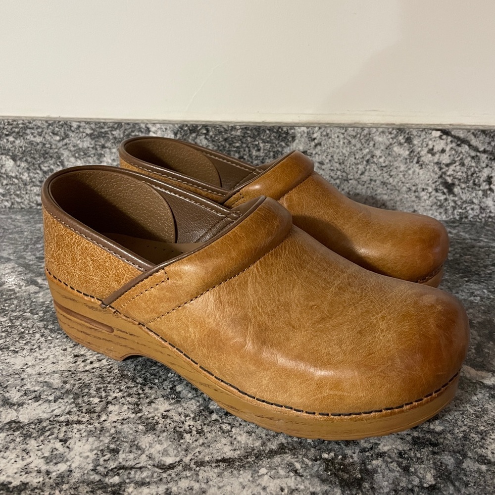 Dansko Professional clogs size 41
